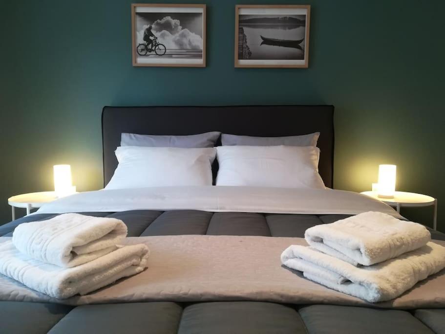 Unique 3 Bdrm Apartment, 5 Min Walk From Acropolis Apartment Athens