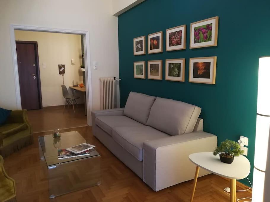 Unique 3 Bdrm Apartment, 5 Min Walk From Acropolis