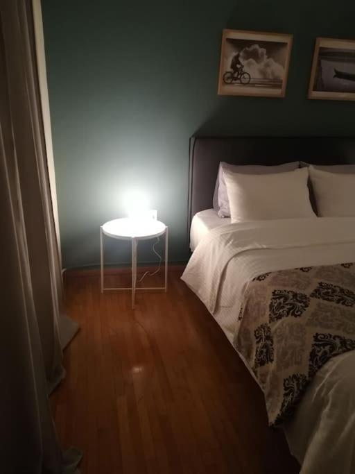 Unique 3 Bdrm Apartment, 5 Min Walk From Acropolis Apartment Athens