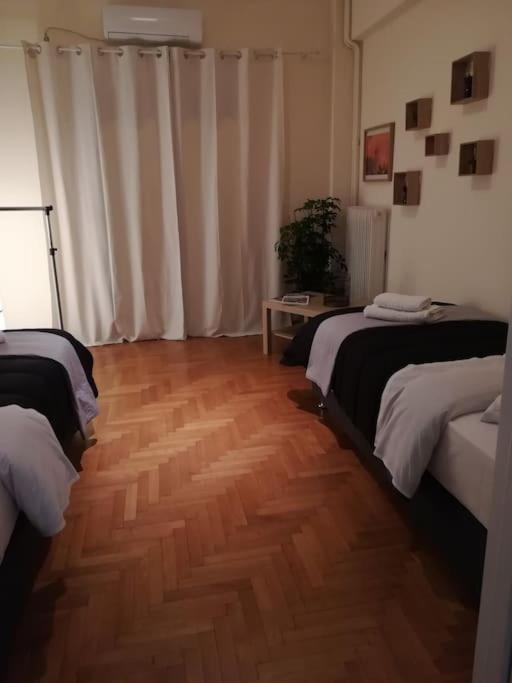 Apartment Unique 3 Bdrm Apartment, 5 Min Walk From Acropolis Athens