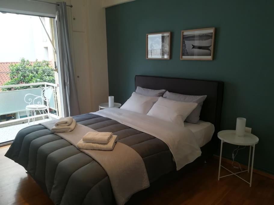 Unique 3 Bdrm Apartment, 5 Min Walk From Acropolis Athens