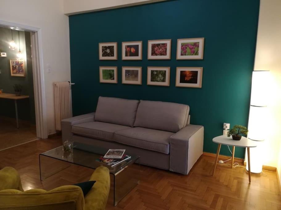 Unique 3 Bdrm Apartment, 5 Min Walk From Acropolis *